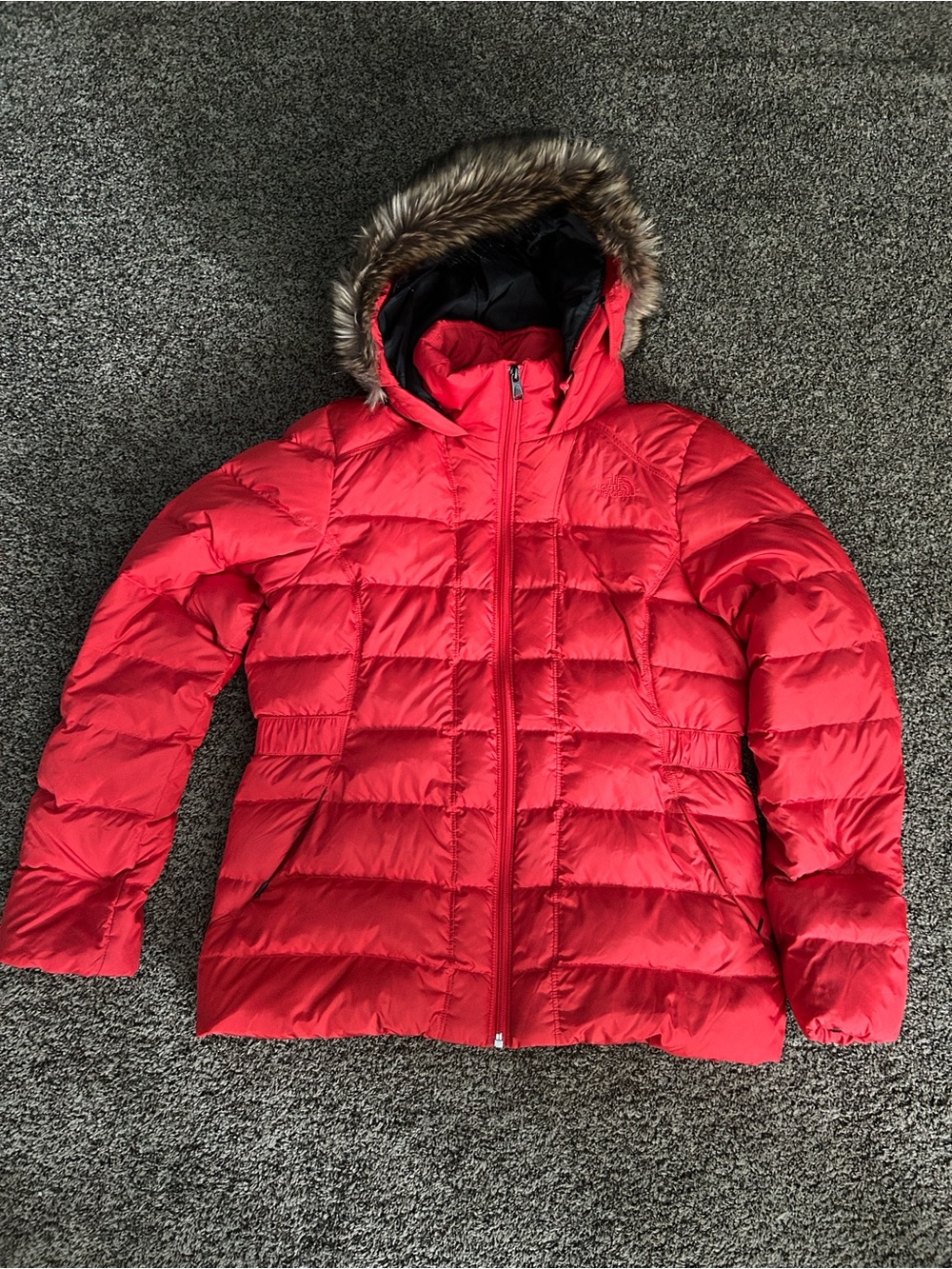 The North Face Gotham 550 Down Puffer Jacket with Faux Fur Trim Hood